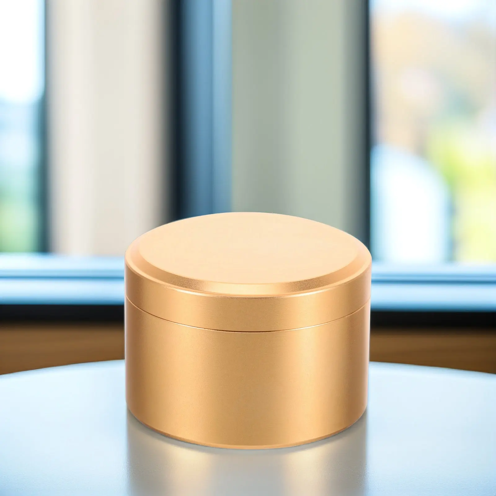 1Pcs Fine Craftsmanship Metal Tea Canister Delicate Round Sealed Jar for Tea Leaves Candy Chocolate Mints Powder Portable
