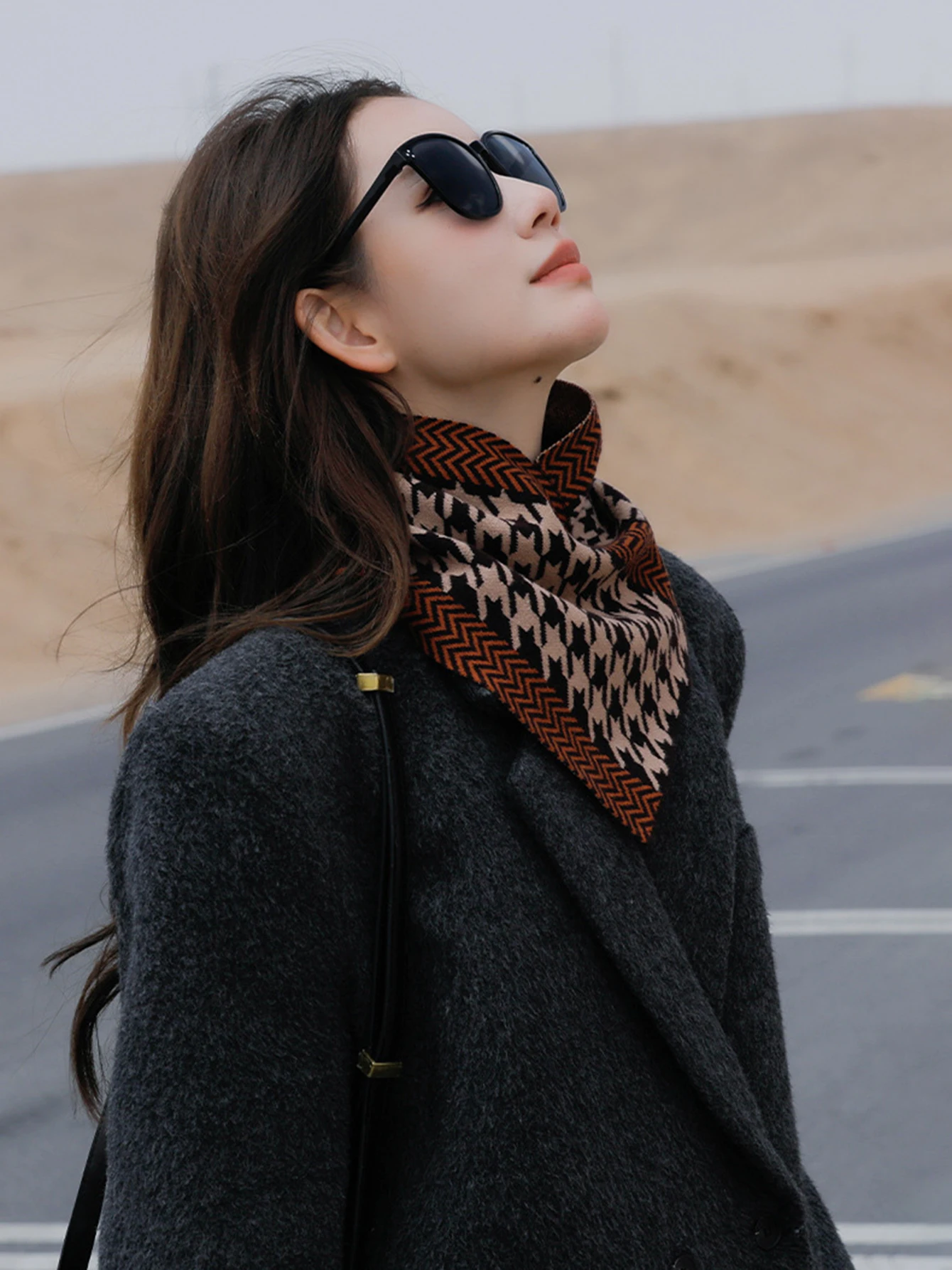 Korean Triangle Scarf Plaid Neckerchief For Female Allmatch Lady Outdoor Neck Guarf Collar Winter Warm Scarf Neck Cover