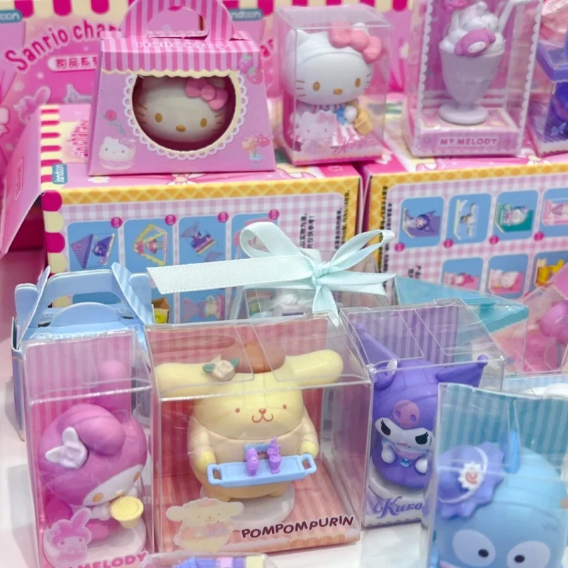 핫세일 애니메이션 캐릭터 디저트 시리즈 귀여운 미니 인형 데스크탑 장식 오너먼트 소녀들을 위한 수집용 장난감 선물