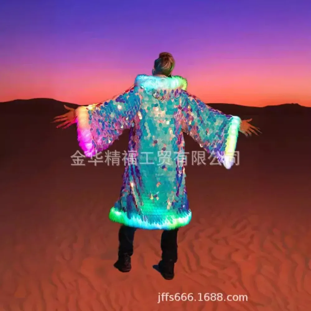 ジャケットフェイクファー男性ロングコートスパンコールフード付きふわふわ暖かい冬パッチワーク LED 衣装ステージダンスパーティーコスプレアウター