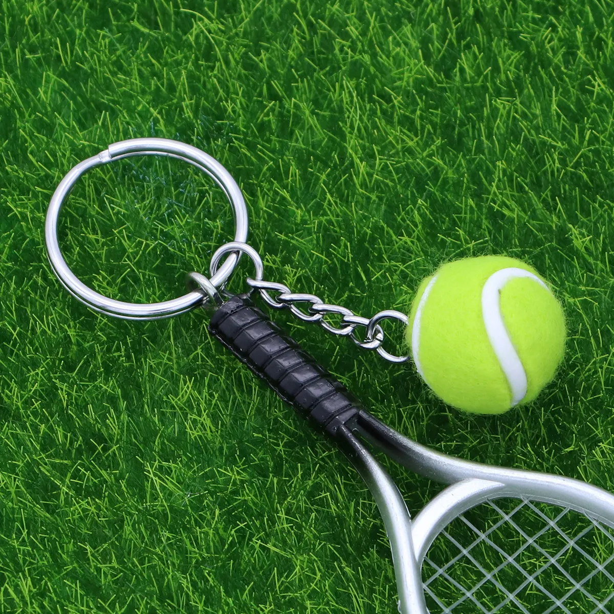 Mini Tennis Racket Keychain Silver Durable Lightweight Tennis Ball Key Ring Charm for Car Bag Pendant Key Chain