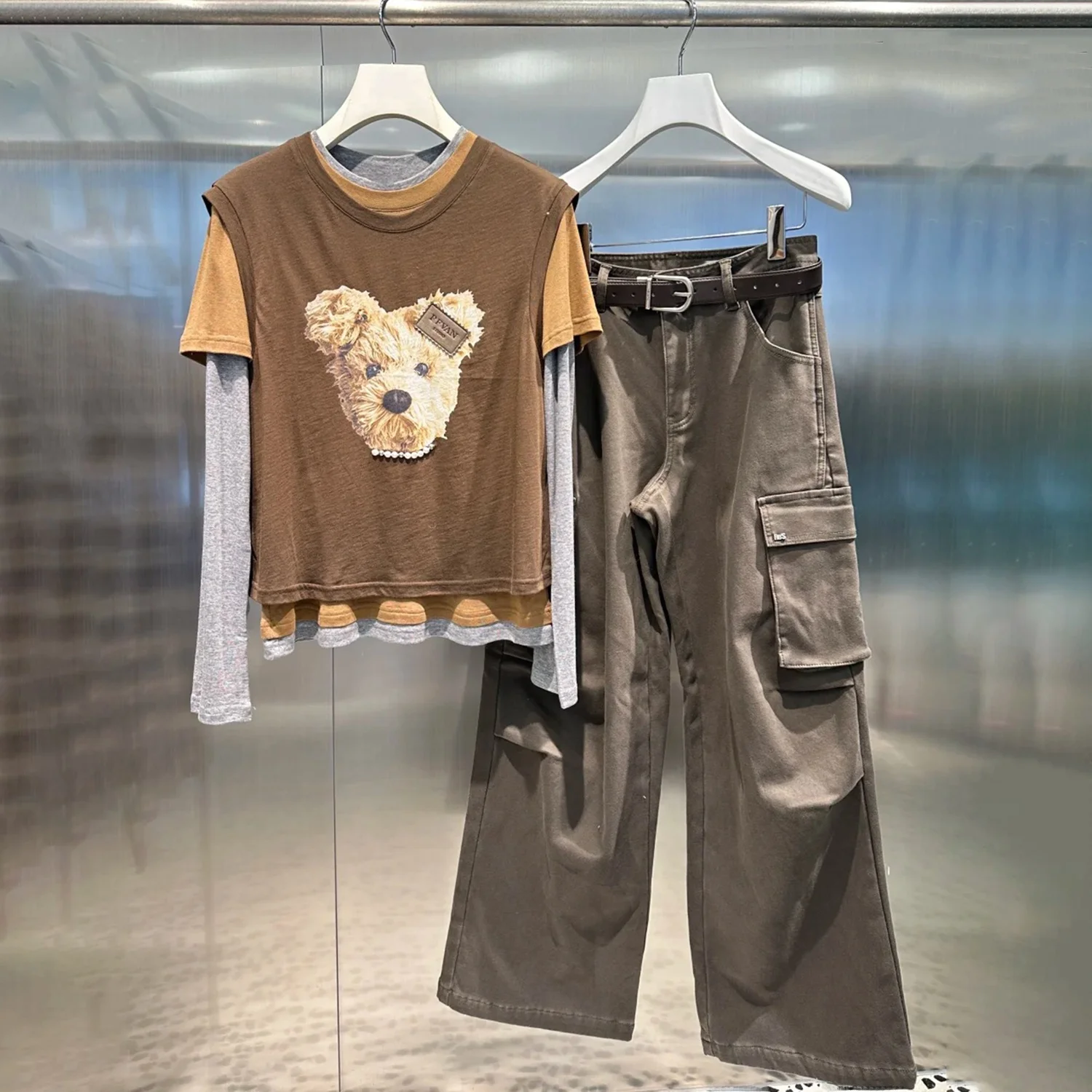 

Женская зимняя футболка с длинным рукавом, принтом медведя, многослойная, с цветными вставками, повседневная, с круглым вырезом, новинка, премиум-класс