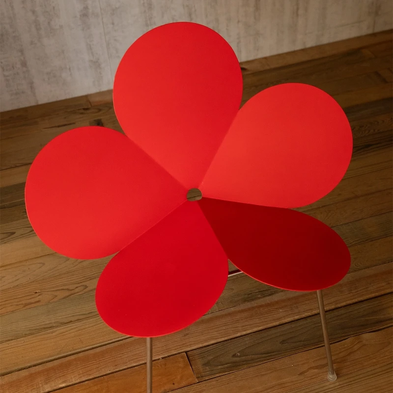 

dopamine color park outdoor table and chair petal chair sunset chair milk tea coffee bed and breakfast courtyard terrace