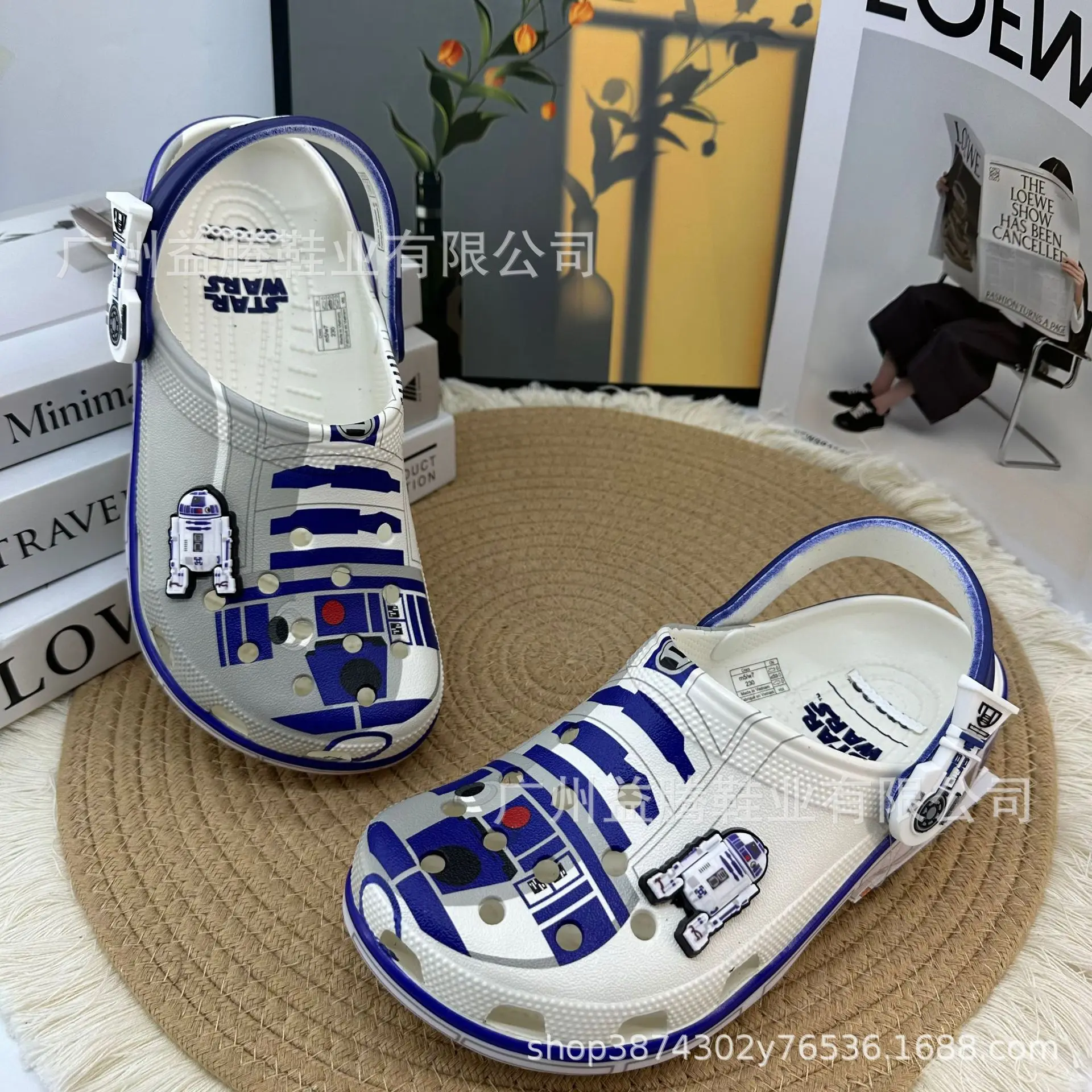 スターウォーズ夏用通気性クロッグシューズ、ビーチウェア、男性と女性向けのカジュアルで多用途な日常靴、ファッショナブルなスタイル