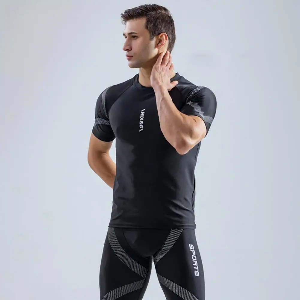 Swimming Suit 2Pcs/Set Trendy Stretchy Breathable Lines Printing Skinny T-shirt Shorts Bathing Suit Swimming Pool Clothing