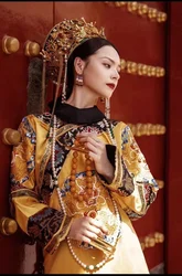 Qing Dynasty Lucky Respect Costume Ancient Chinese Palace Style Empress's Clothing Vintage Daughter Of Emperor Cosplay Garment