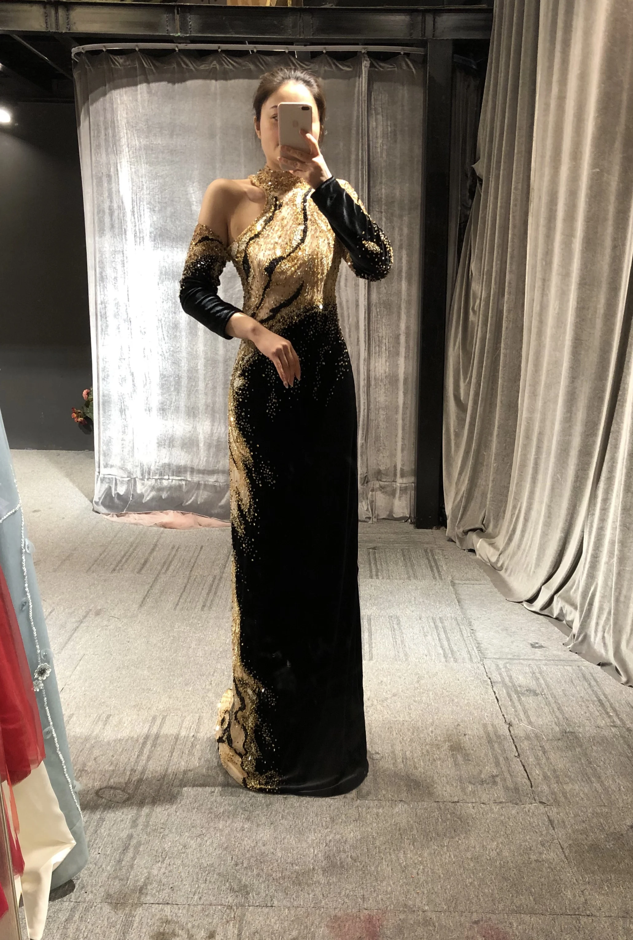 The Ultimate Guide to the Gold Vintage Gown That Turned My Gala Night Into a Timeless The Ultimate Guide to the Gold Vintage Gown That Turned My Gala Night Into a Timeless