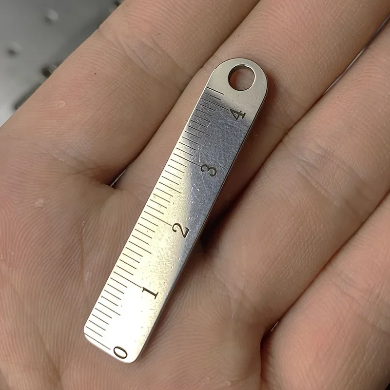 Mini righello portatile in acciaio inossidabile con portachiavi - strumento di misurazione per ufficio e materiale scolastico
