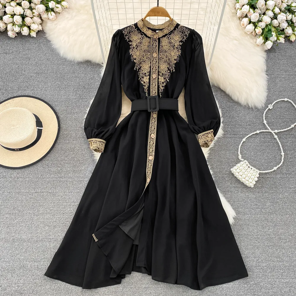 

Spring Autumn Retro Long Sleeve O-Neck Gold Thread Embroidered Dress for Women New Fashionable Single Breasted A-line Dress S332