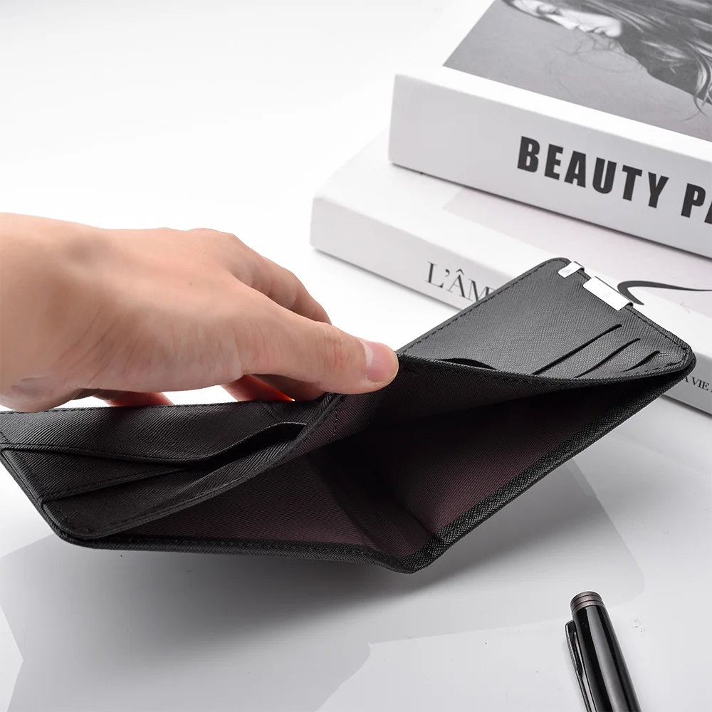 กระเป๋าสตางค์ผู้ชายแบบพกพา หนัง PU คุณภาพพรีเมียม กระเป๋าใส่บัตรเครดิต กระเป๋าสตางค์แบบสั้นบางเฉียบสำหรับผู้ถือบัตร