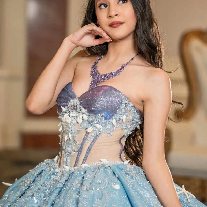 ชุดเดรสงาน Quinceanera สีฟ้าเงา แบบบอลกาวน์ เปิดไหล่ ประดับลูกปัดคริสตัล คอร์เซ็ทผ้าทูลล์ สำหรับงานปาร์ตี้วันเกิด ฉลองอายุ 16 ปี