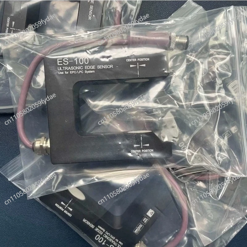 Out ES-100 Ultrasonic Edge Sensor. Model ES-100.