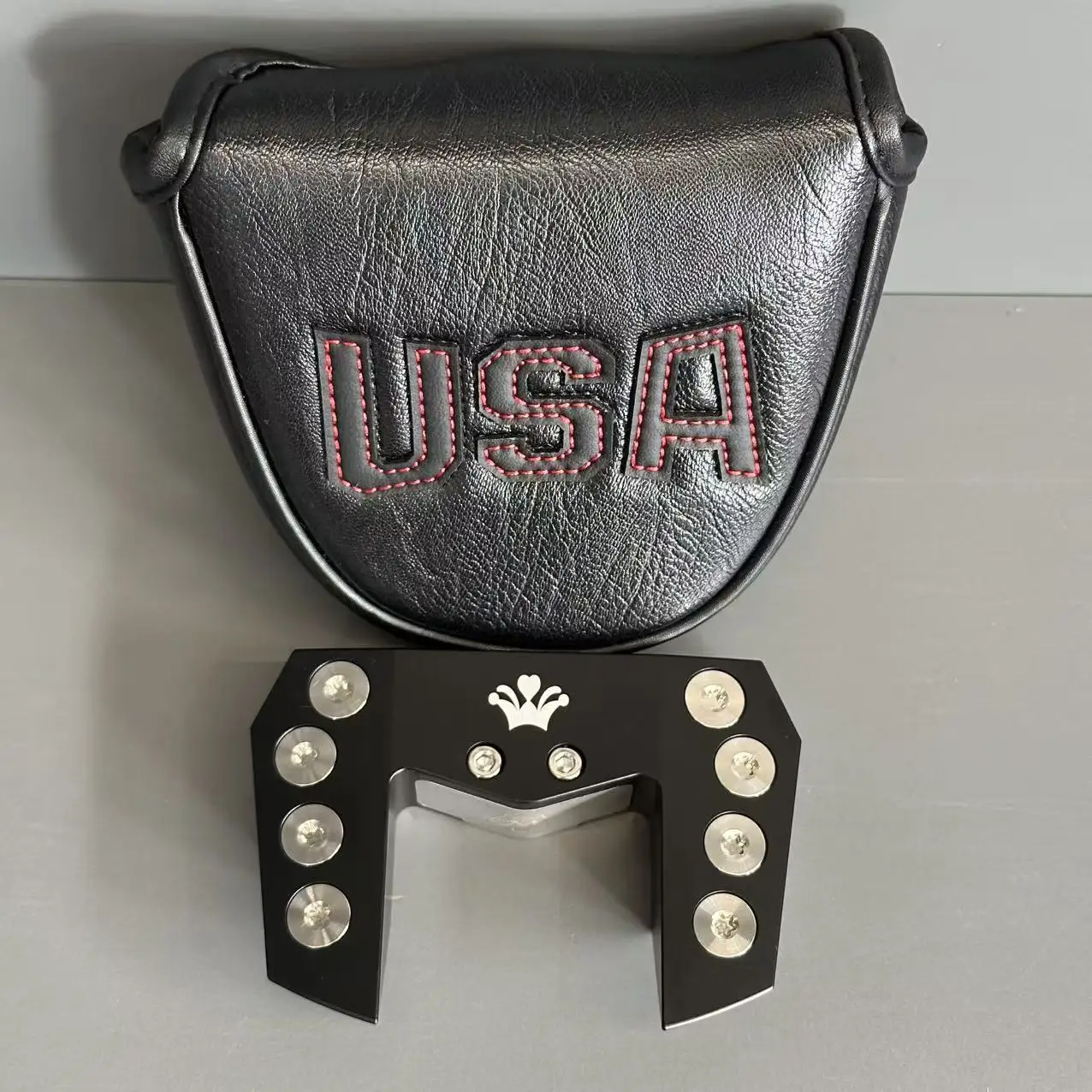 Big Black Bull Golf Putter Head, Automatic Balanced Stable Golf Putter Head, Black Bull Horn Golf Putter Head