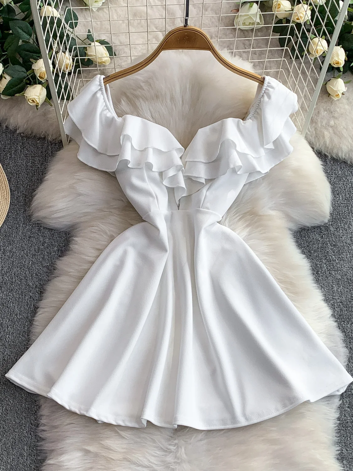 

Foamlina женское сексуальное платье трапециевидной формы с открытыми плечами и оборками, летнее однотонное мини-платье с подкладкой на груди и высокой талией для вечеринок и клубов