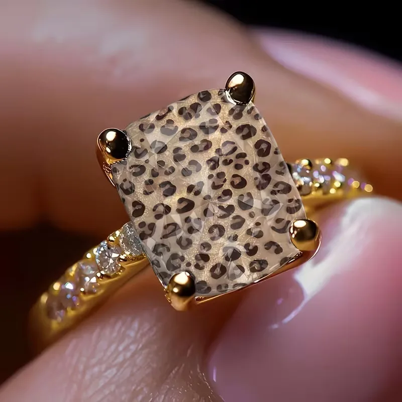 Leopard Print Square Wild Pattern Design Ring for Women Vintage Bold Personalized Engagement Ring Party Statement Jewelry Gifts