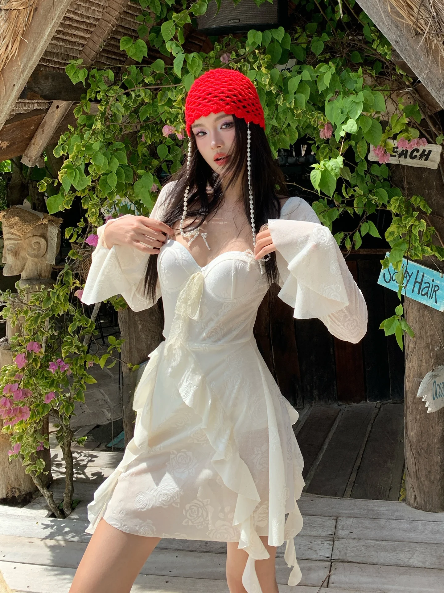 

Новый женский слитный купальник с длинным рукавом в пляжном стиле, с термозащитной юбкой, сексуальный, с эффектом коррекции фигуры, для отпуска и пляжного отдыха