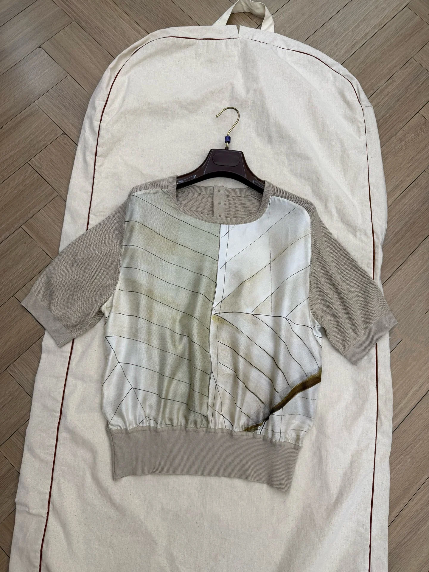 Women's Premium Silk-Knit Panel Crew-Neck Top – Spring/Summer 2026 New Arrival
