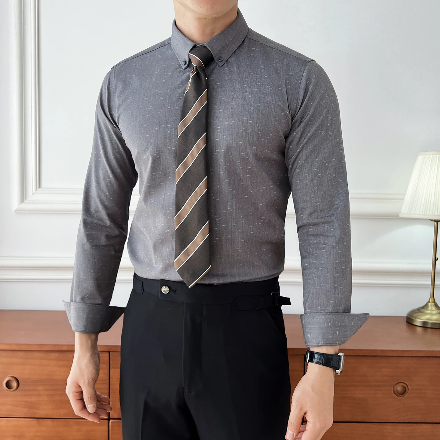 

Новое поступление осени 2025 года, мужская рубашка с длинными рукавами в деловом стиле, свободная повседневная рубашка