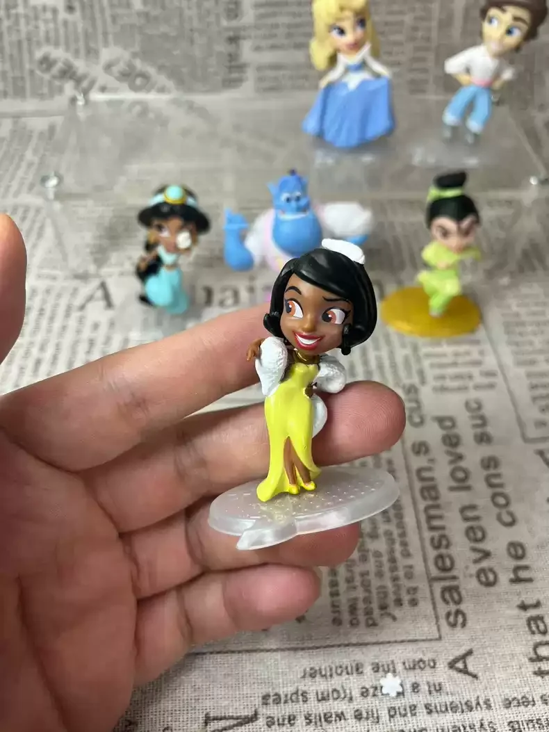 Hasbro Disney Figurki akcji Kopciuszek Ariel Jasmine Mulan Seria księżniczek Mini Model Zabawka Prezenty dla dzieci Ozdoby