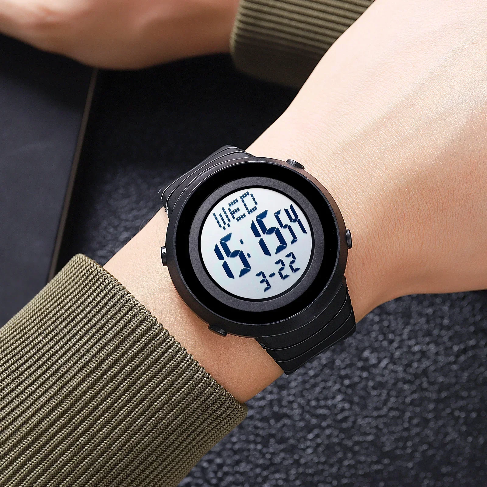 SKMEI Mens Fashion 50M Waterproof Back Light Stopwatch Digital Wristwatch Alarm Clock Multifunctional Countdown Sport Watches