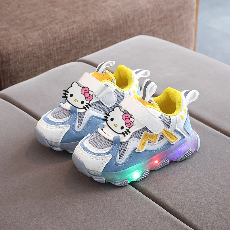 

hello kitty, весенне-осенние мигающие дышащие кроссовки со светодиодной подсветкой для мальчиков Sanrio, детская милая повседневная обувь, летняя сетчатая обувь для маленьких девочек
