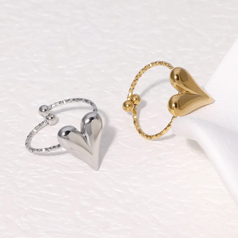 Retro Classic Gold Color Stainless Steel Heart Couple Rings for Women Men New Charm Wedding Bride Finger Jewelry Colorfast Gift