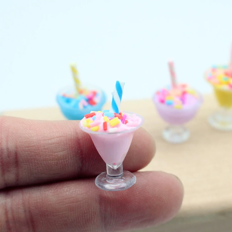 Simulação Ice Cream Cup Dollhouse, Miniature Kitchen Food Accessories, Dolls House Decoration, 1:12, 4Pcs