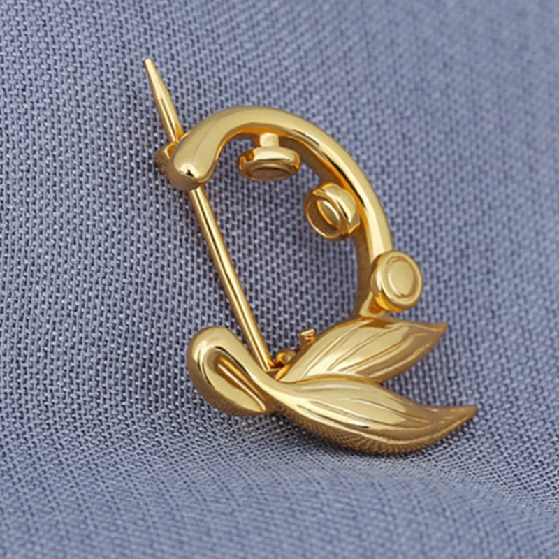 Broche de Cosplay de Anime Violet Evergarden para mujer y niña, Pin de solapa de cuello de traje, accesorio de joyería de insignia de plata de ley 925