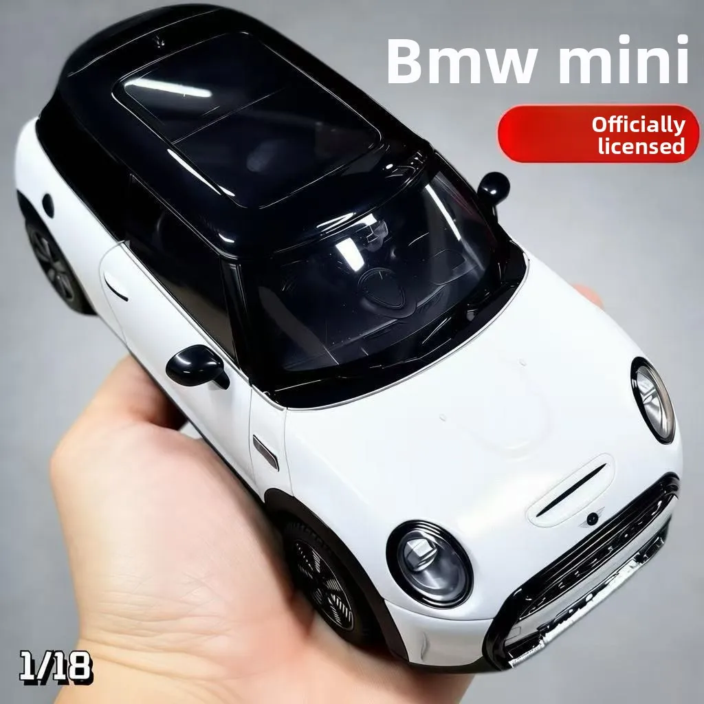 1:18 MINI Cooper S Alloy Car Diecasts Metal Classic Toy Model with Pull Back Function Vehicles for Child Gifts