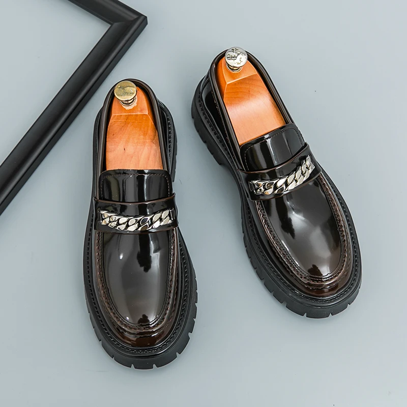 Designer Men's Shiny Leather Shoes Pointed Dress Shoes Business Office Commuting Fashion Wedding Formal Shoes for Men Oxfords