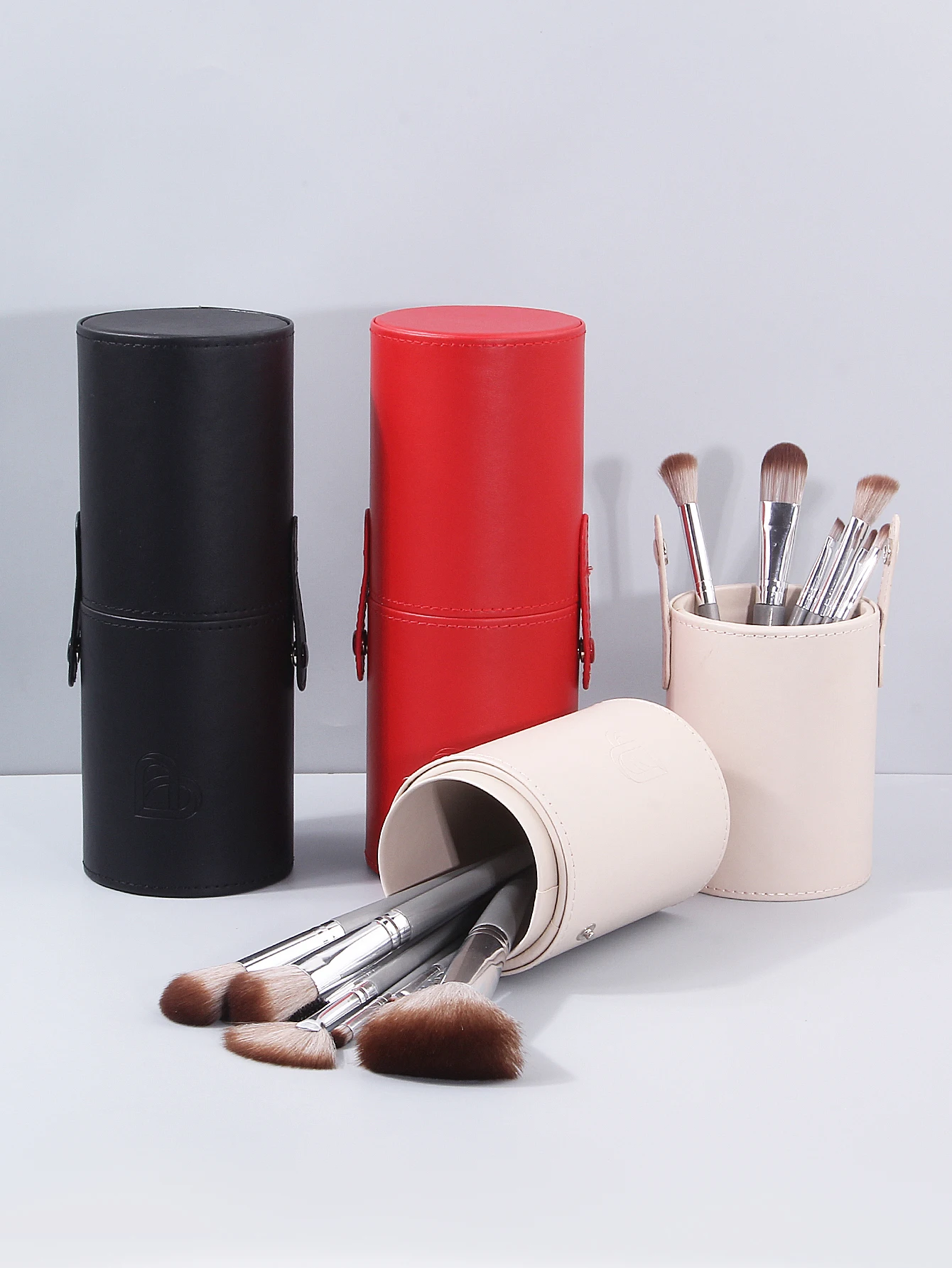 Large-capacity PU Leather Makeup Brush Storage Bucket, Desktop Cosmetics Storage Bucket, Portable Travel Storage Tool
