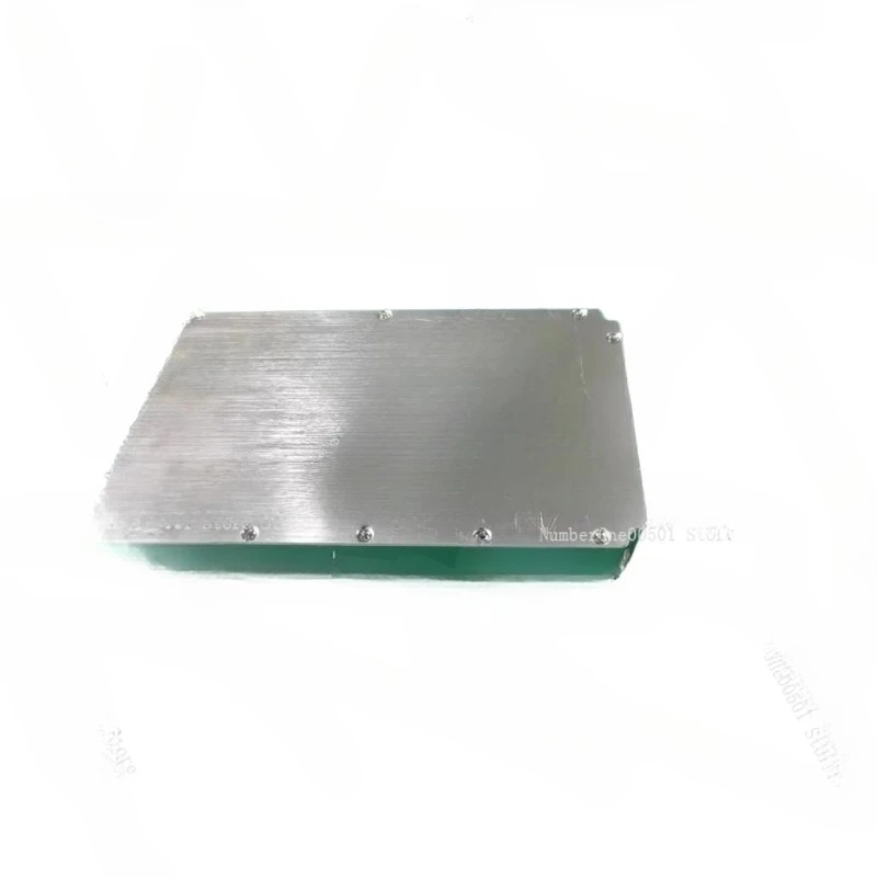 100M-7000M 8W-10W RF広帯域パワーアンプ、RF信号源、広帯域パワーアンプ