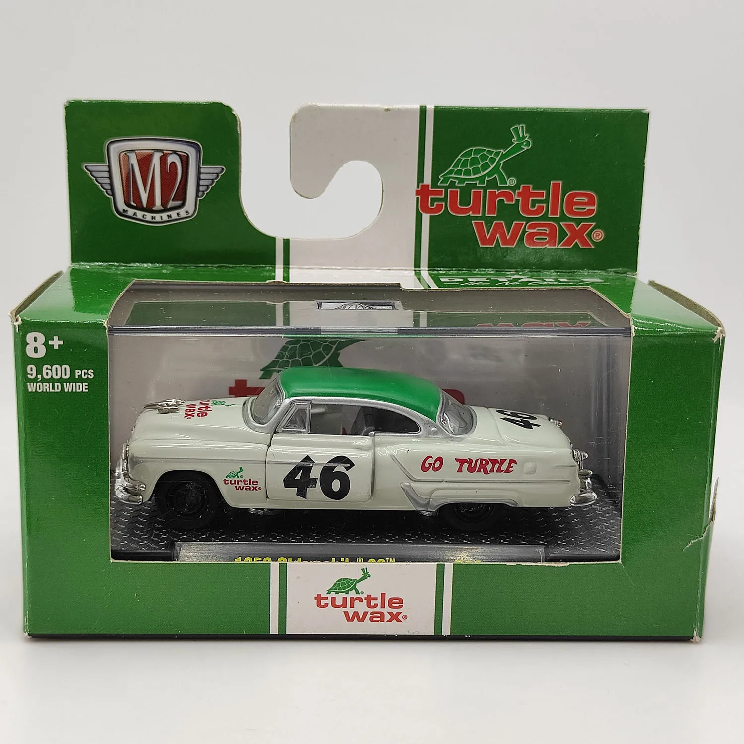 Diecast M2 1/64 Scale 1953 0ldsmobile 98 Three-door White Vintage Car Alloy Car Model Collectible Toy Gift Souvenir Display