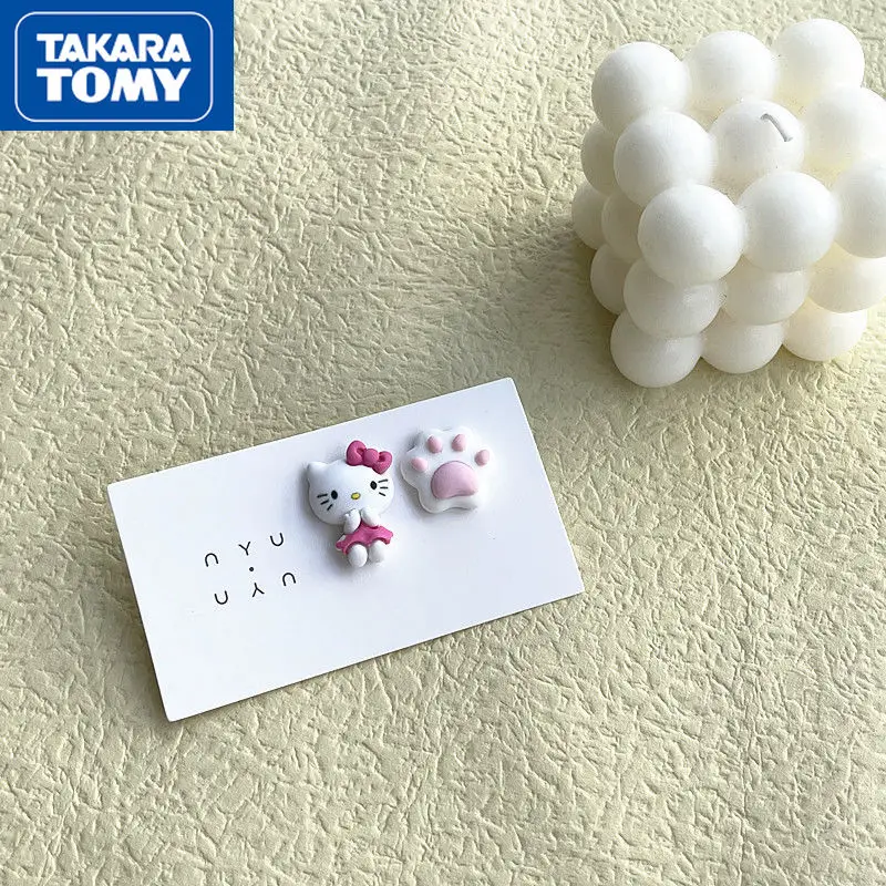 

TAKARA TOMY Hello Kitty 2022 New Woman S925 Silver Needle Cartoon Cute Sweet Earrings Girl Lightweight Asymmetric Earrings