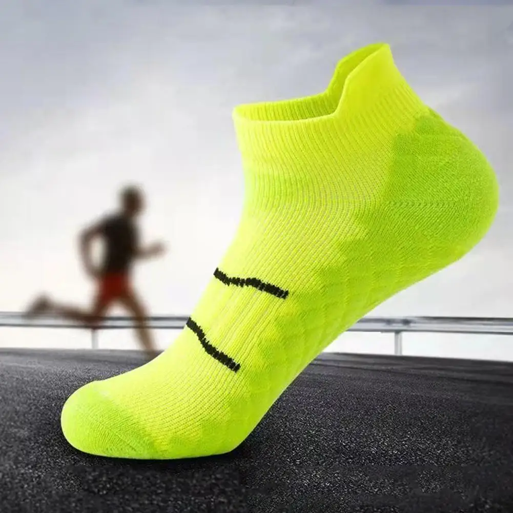 Outdoor Running Socks Men Women Professional Sports Socks Basketball Training Thickened Anti-slip Shock-absorbing Mid-tube Socks