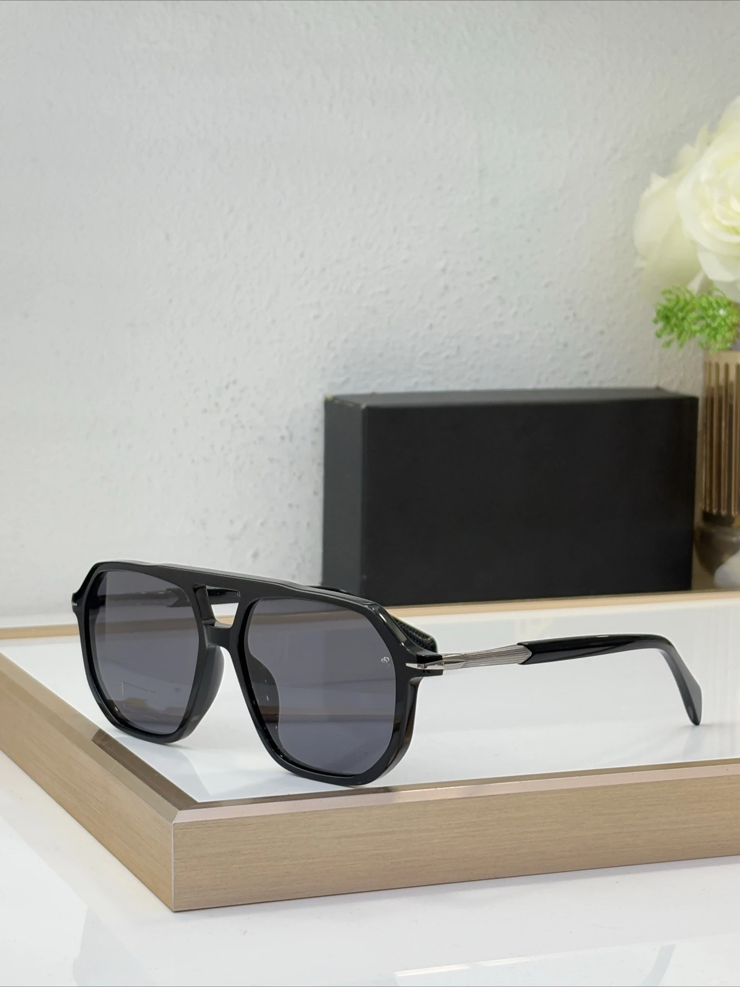 New DB 1172 Sheet Metal Double Beam Sunglasses with Large Frame Toad Mirrors for Outdoor Sunscreen and UV Protection