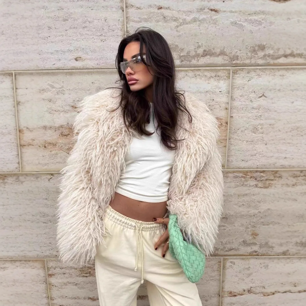 Fashion Faux Fur Coat Women Loose Lapel Full Sleeve Fluffy Short Overcoat 2026 Autumn Winter Street Lady Furry Warm Overcoat