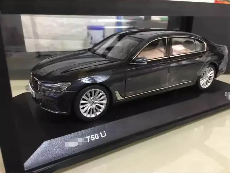 1/18 für BMW 7 Serie 750li G12 Druckguss Modell auto Spielzeug Kinder Geschenke Hobby Display Sammlung Ornamente