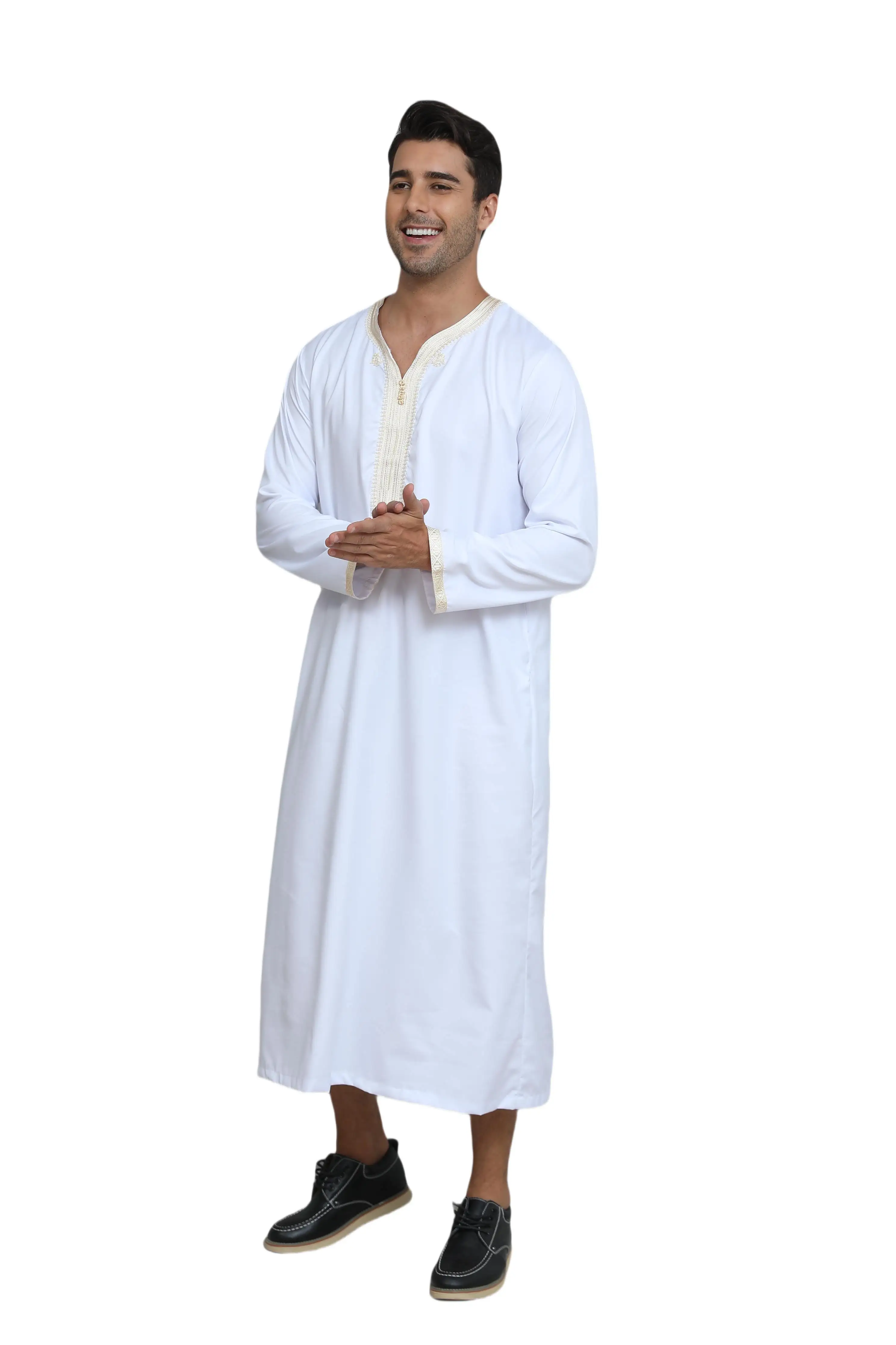 رداء مطرز متباين Jubbah للرجال قفطان عربي ملابس رجالية إسلامية ملابس حج للرجال فستان إسلامي للرجال المملكة العربية السعودية