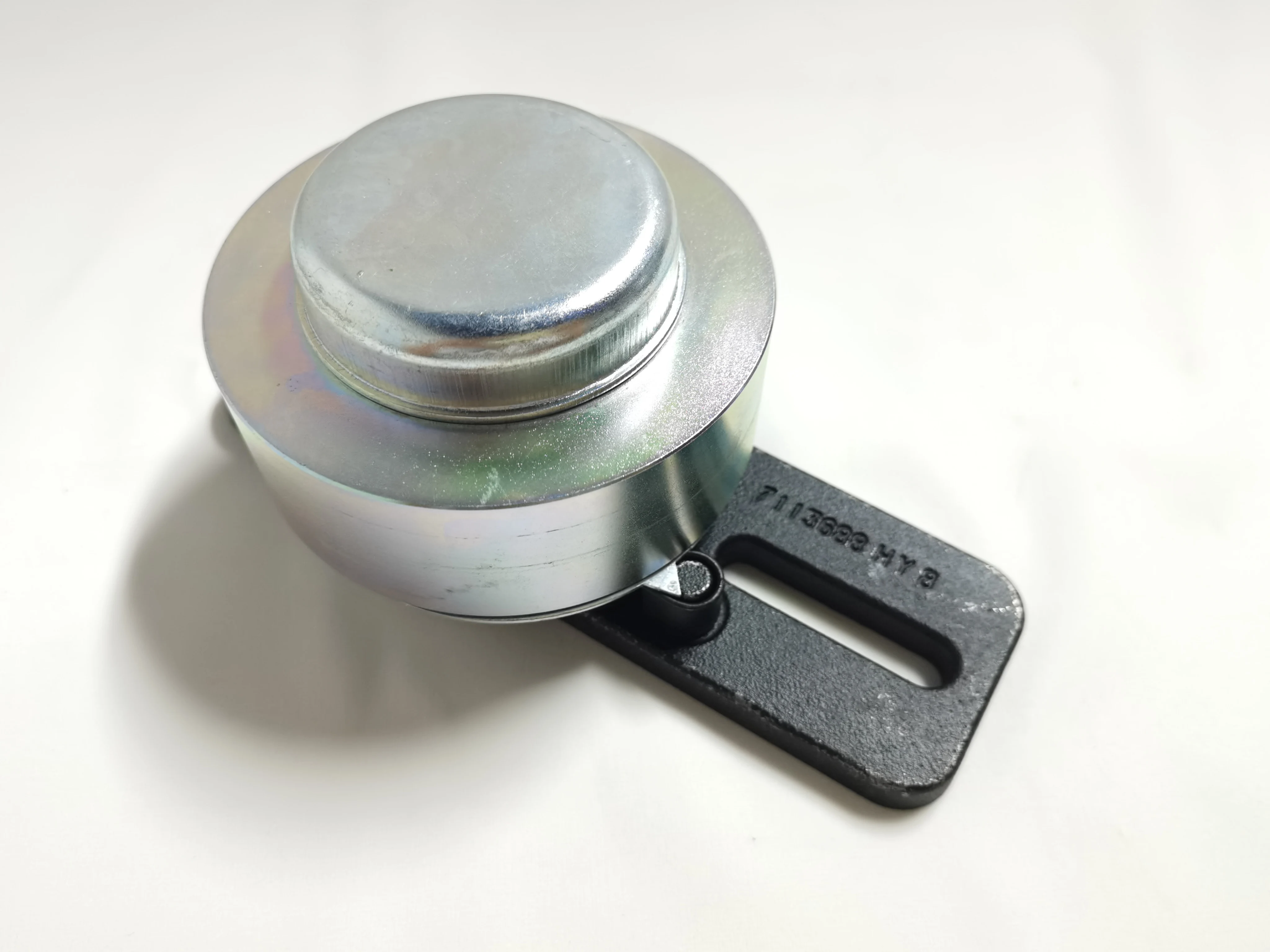 

BOBCAT,IDLER, РЕМЕНЬ ПРИВОД В СБОРЕ 6735884