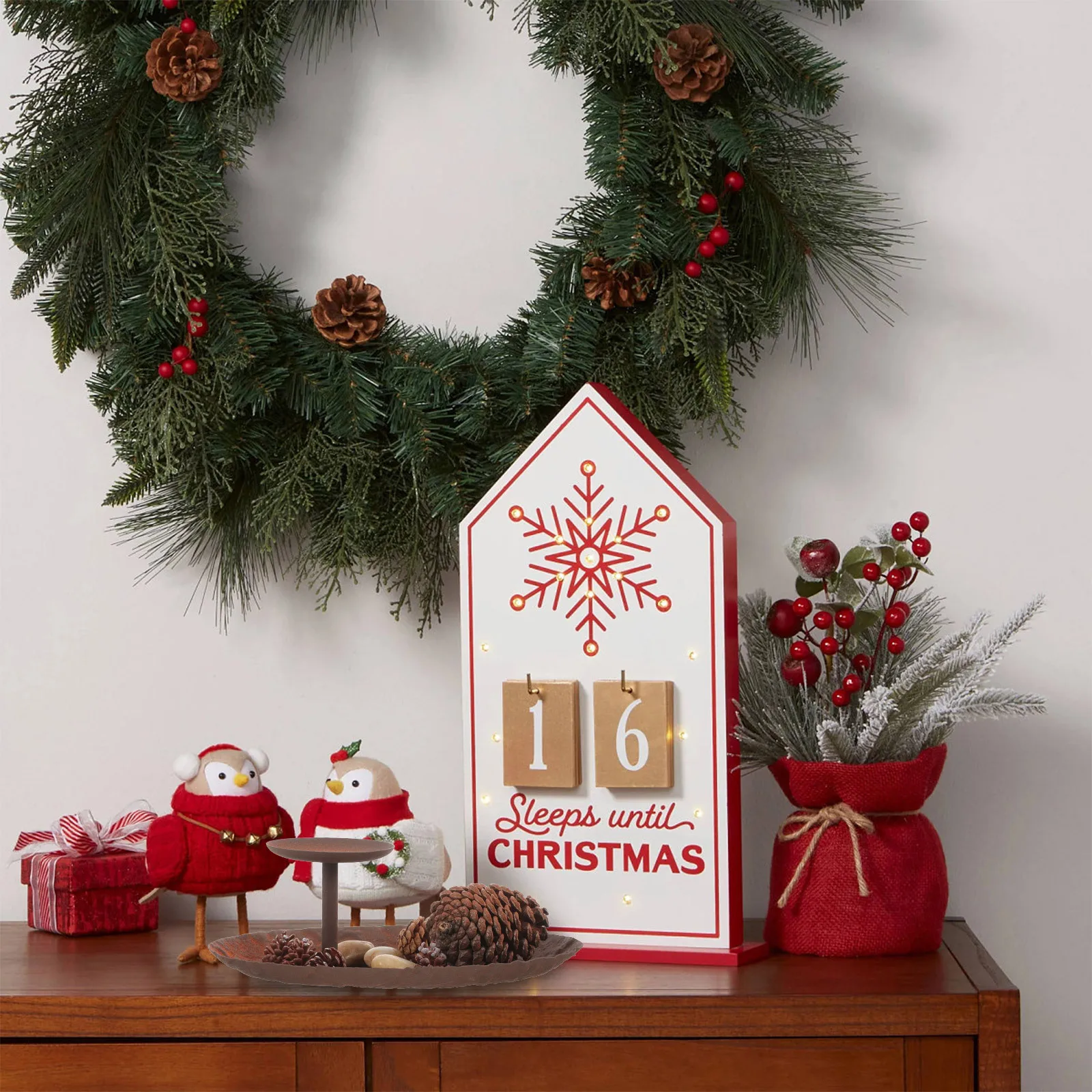 

1Set Christmas Holder with Pinecones Stones Stable Metal Base Festive Desktop Adornment for Xmas Party Table Decoration