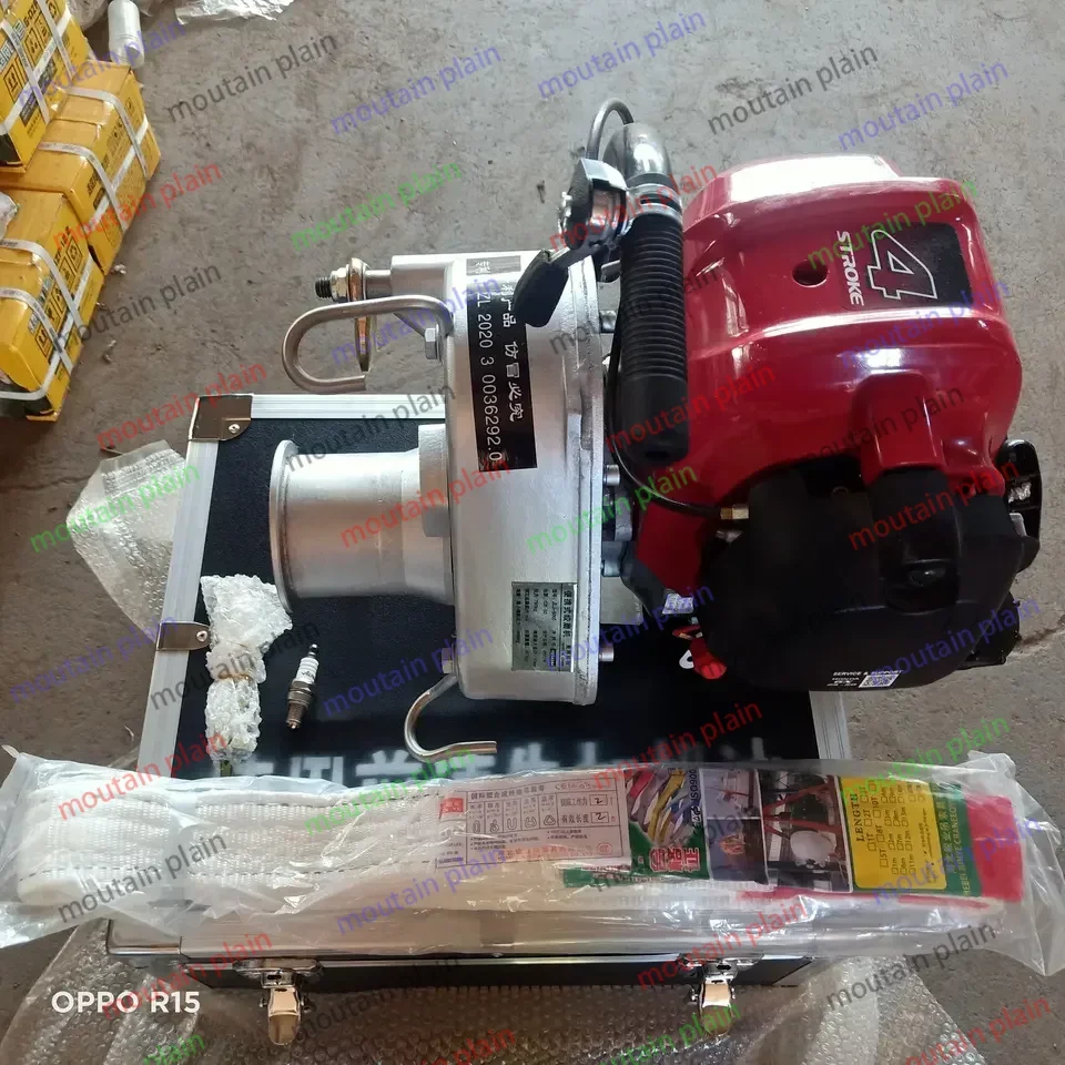 Portable Petrol Gasoline Engine Driven Capstan Windlass Wire Rope Winch Light Weight Outdoor Use Small