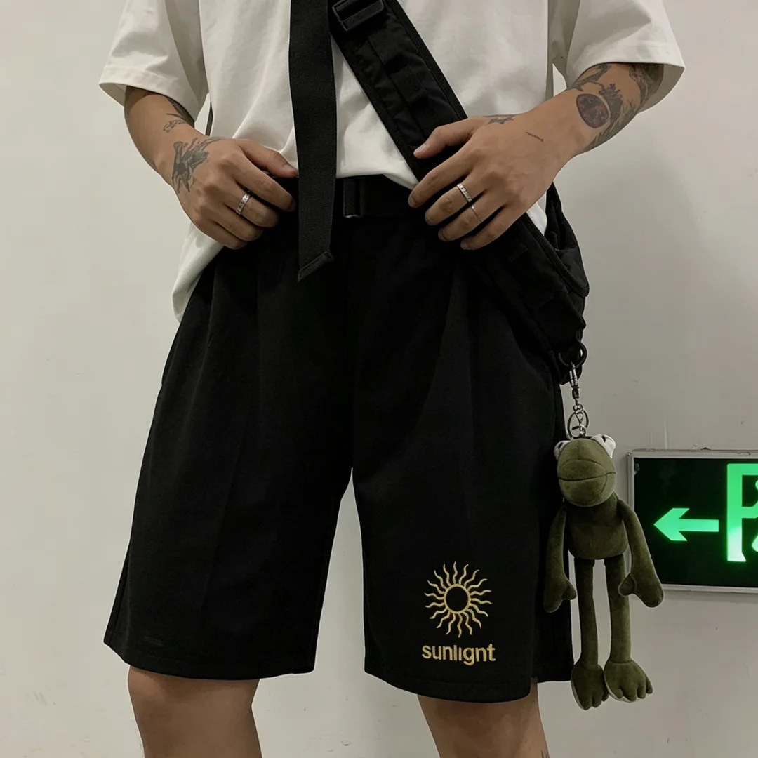2026 Japanese Vintage Sun Embroidery Black Five Point Shorts Loose Drawstring Casual Sweat Shorts