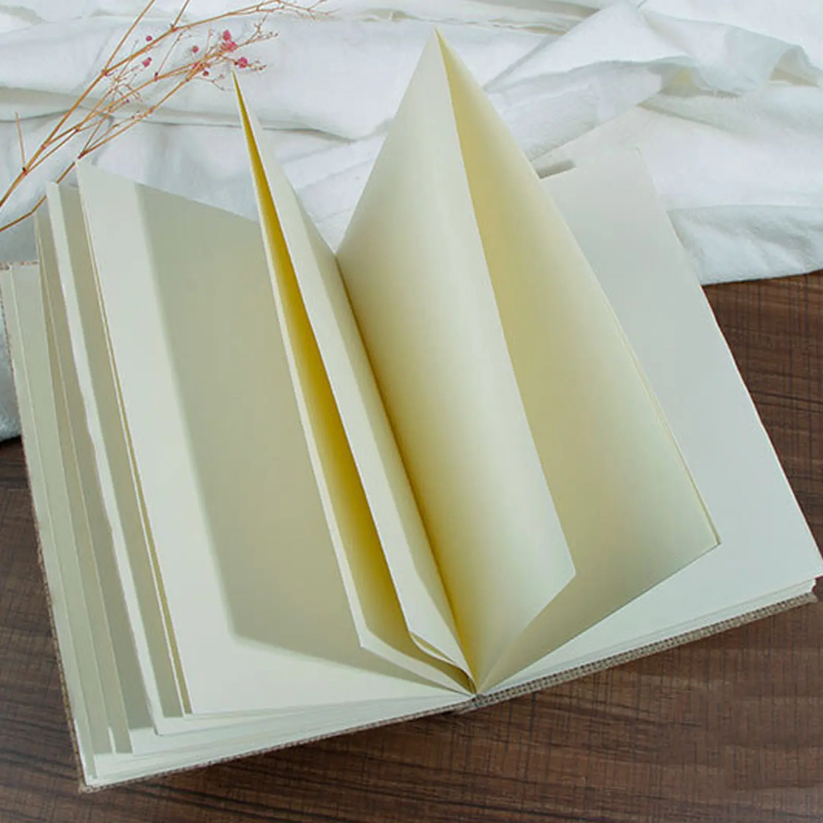 Cowhide Notebook Blank Journal Notebook Multi Functional Diary Notepad Planning Handbook Writing Book for Students Travel Gift