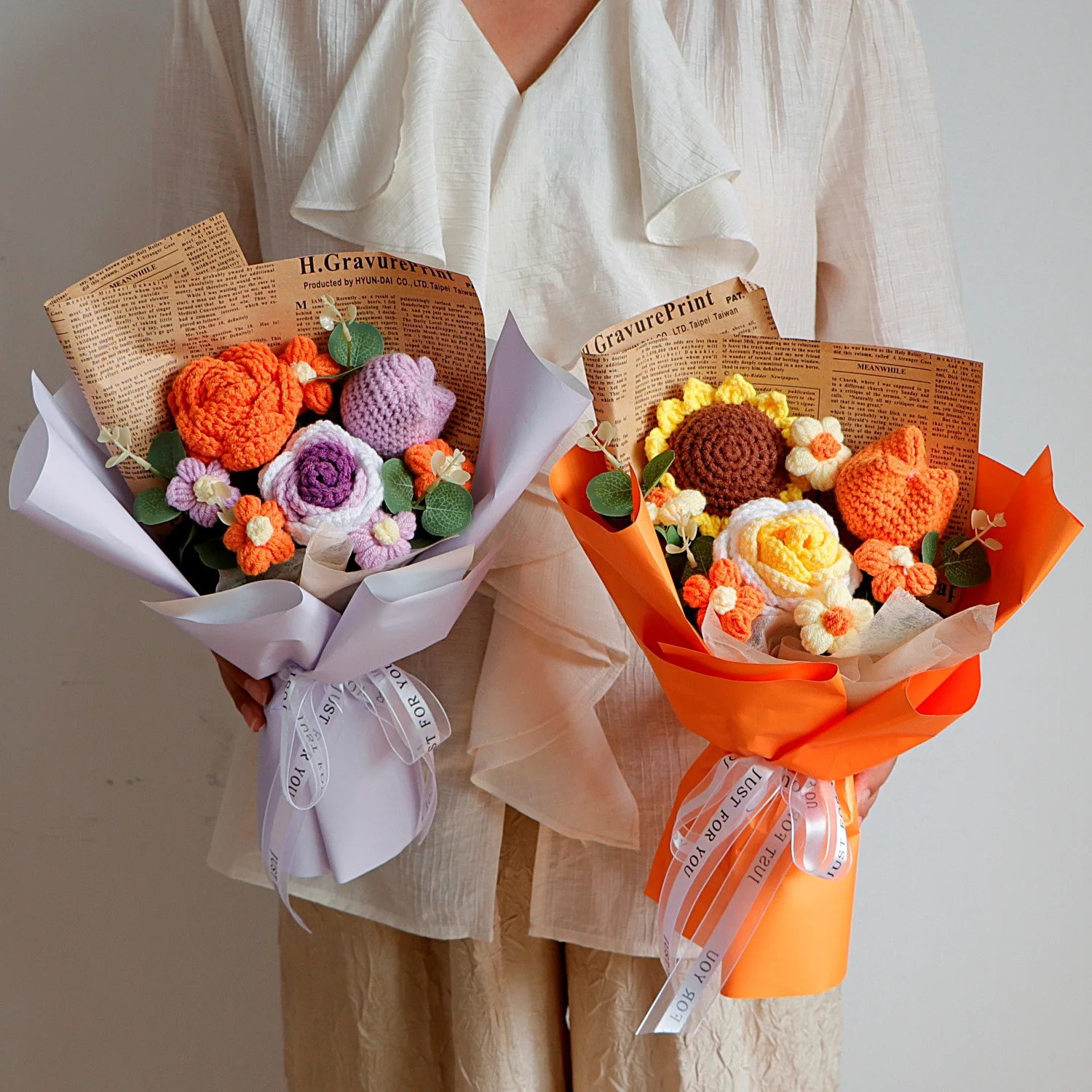 

New Carnations, Sunflowers, Handmade Bouquet, Festival Gift, Desktop Decorations, Small Gifts