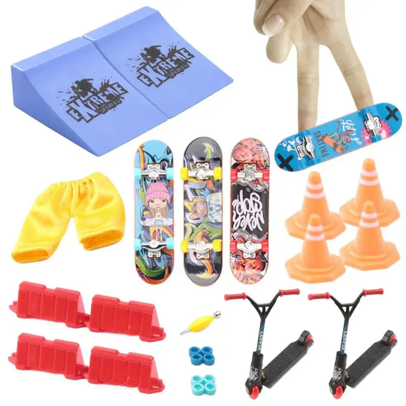 

Toy Skateboard Finger 3pcs Finger Skateboards For Kids Mini Fingerboard Starter Kit With 2pcs Scooter Finger Sports Party Favors