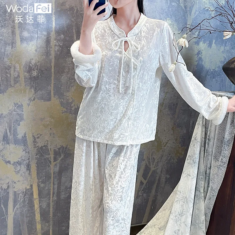 New Chinese Style Velvet Pajamas for Autumn and Winter High-end Home Wear Long Sleeves Two Piece Set Pajamas