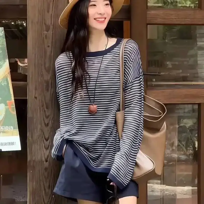 소매가 있는 풀오버 한국 스타일 여성 긴팔 티셔츠 의류 패션 인기 의류 저렴한 트렌디 탑 여성용