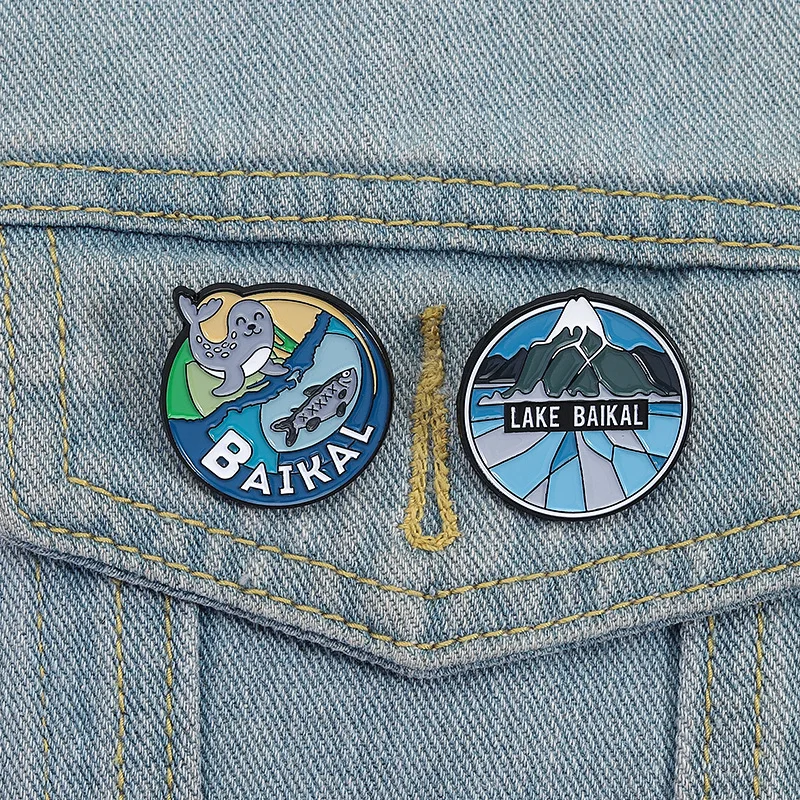 شخصية بحيرة بايكال المينا دبوس لطيف شبح شارة حقيبة الظهر الملابس بروش الكرتون اكسسوارات مجوهرات هدايا للأصدقاء #1