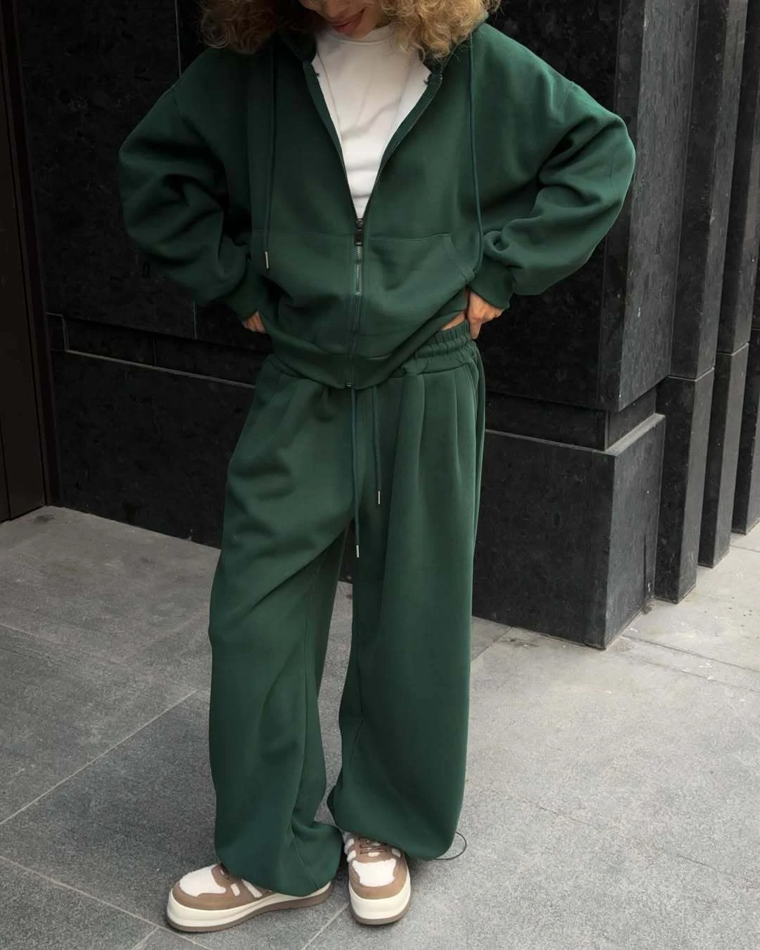 Faionable Casual Felpa con cappuccio e pantaloni Set Pantaloni lunghi con chiusura a cerniera Sve inclusi Comodo set in due pezzi